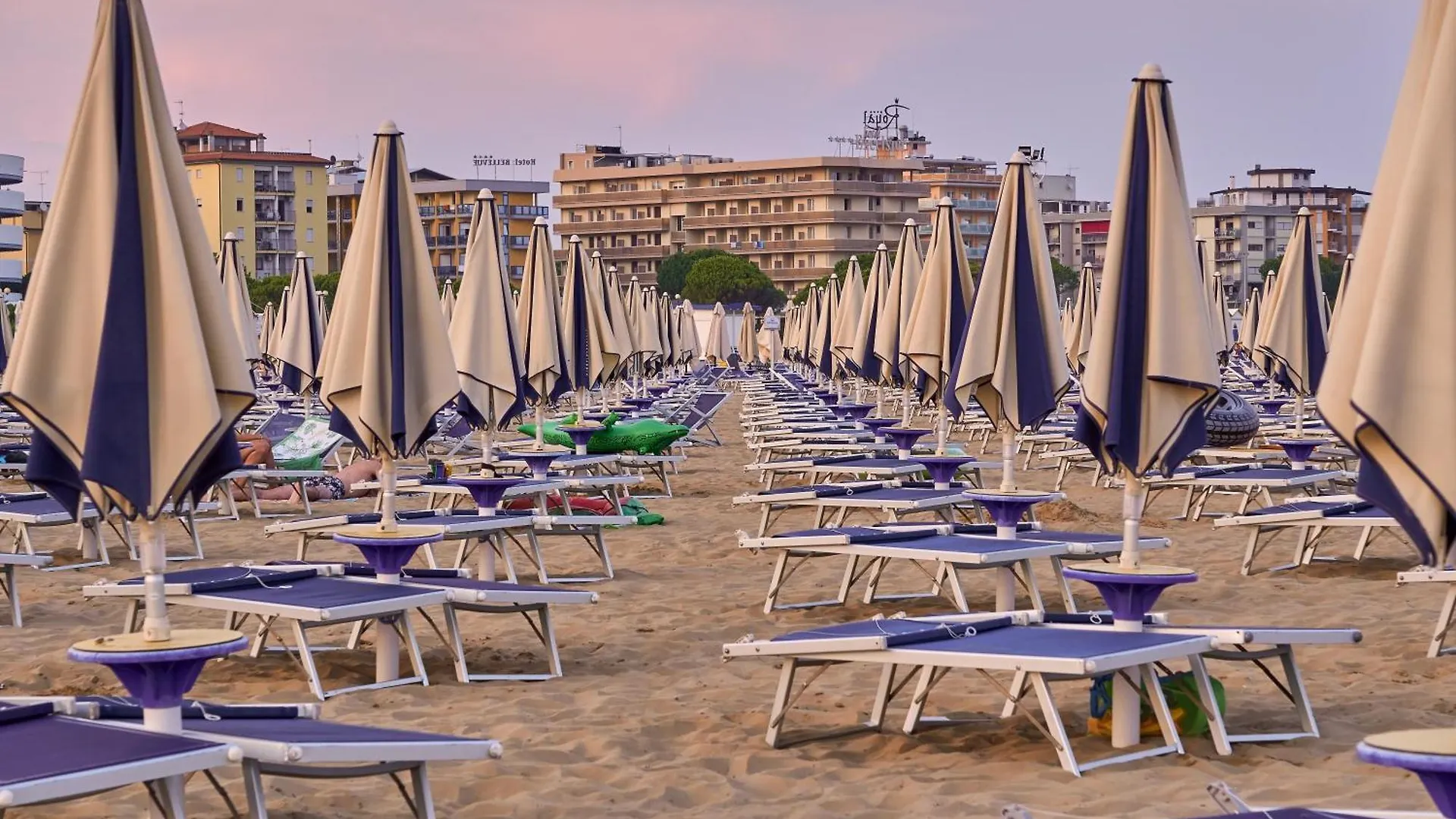 Bright Flat In Bibione Spiaggia Near The Beach 0*,